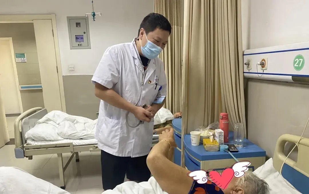  机会|微靖江：钱林医生：放弃机会，自愿留在基层医院近二十年