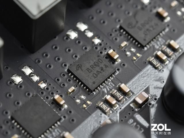  拒绝|拒绝花哨 七彩虹CVN B460M 主板评测