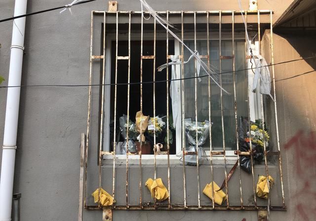 蔡郁超|大连13岁男童杀害10岁女童被判赔偿128万，尸体至今未火化，38岁父亲几乎白头，希望以包庇罪追诉凶手父母