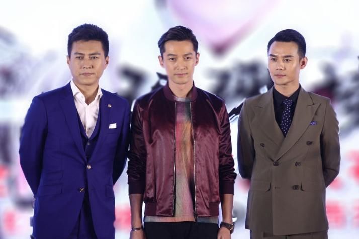  墙角|易烊千玺上跑男，唯一一个镜头竟是蹲墙角？网友却忍不住笑出声