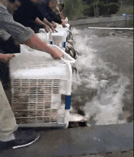 生活|搞笑GIF：大表哥以后的生活苦不堪言了！