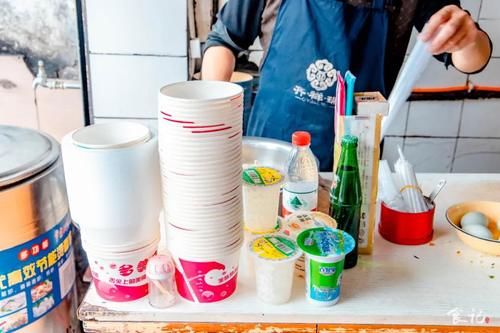 打包|天呐!让人专程驱车上百公里来打包的炸酱面,竟在襄城藏了24年!