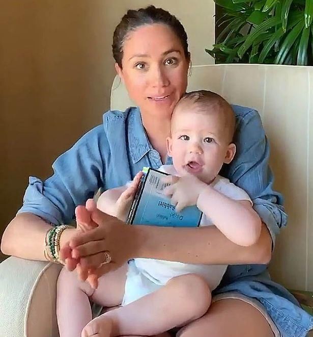  压力|哈里王子压力大，常去秘密聚会，梅根一人带娃快要失去耐心