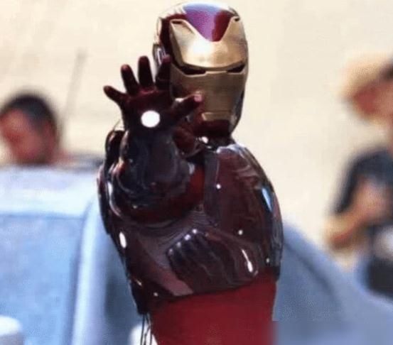 爪子|海拉:我的角是道具!金刚狼:我的爪子是道具!他:我全是道具