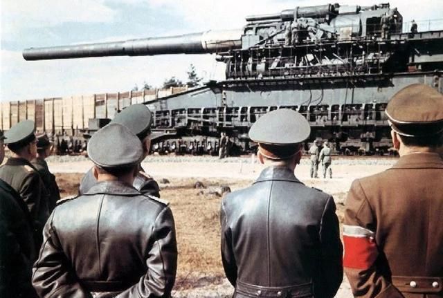 狂人|1938—1940，战争狂人希特勒的20张高清彩照