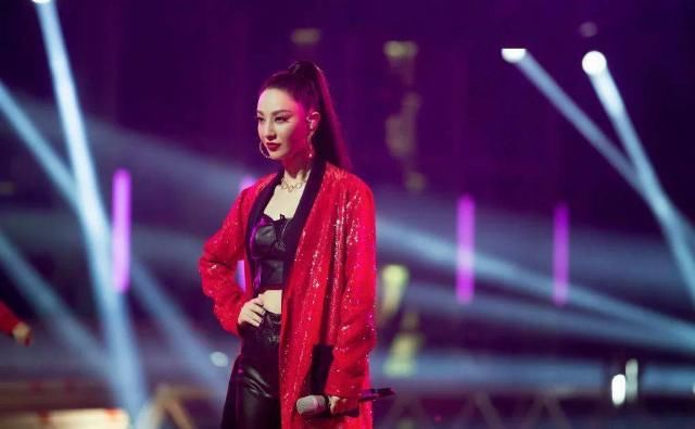  琦琦子|浪姐二公！姐姐们的妆发“翻车”了？！