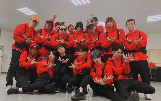  总决赛|王一博真有面！《街舞》三总决赛，汪涵和《冰雨火》总导演来助阵