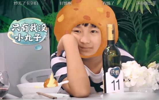  李浩菲|赵丽颖发现客人菜没上，立马到后厨催单，李浩菲上前安抚暴露情商