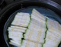  好吃|用你没试过的方子，烧个好吃的西葫芦