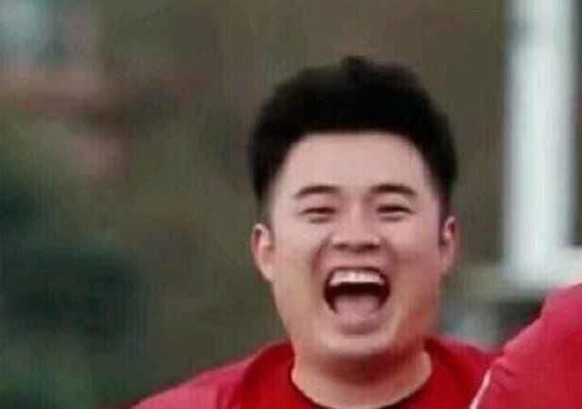  校花|年轻的沈腾是校草，年轻的贾玲是校花，陈赫：看我年轻时！