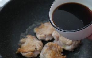  鸡腿饭|照烧鸡腿饭的美味做法，柔嫩多汁，只需要一碗酱汁就能搞定