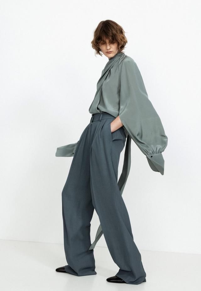  探索|泡泡袖、蛋糕裙、创意丹宁……探索2021早春6个时髦单品关键字！