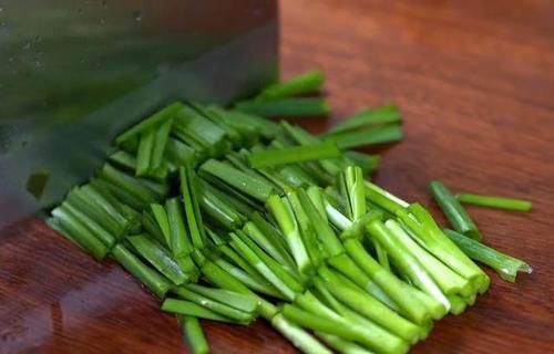 好吃|家常版猪血烧豆腐,嫩滑入味,鲜香又营养,比饭店的还好吃,下饭