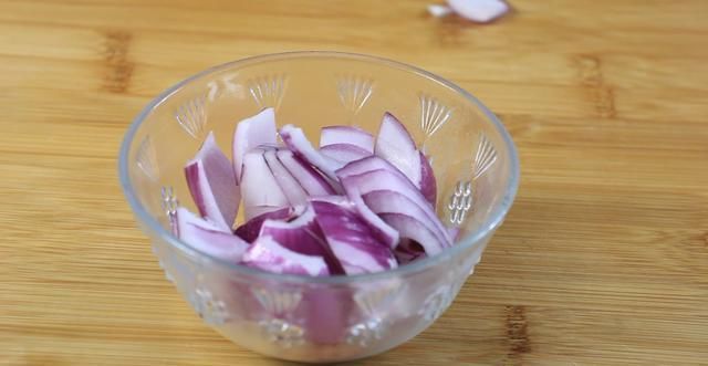  精光|三伏天我家就爱这么吃，有肉有菜，营养爽口，汤都能吃个精光