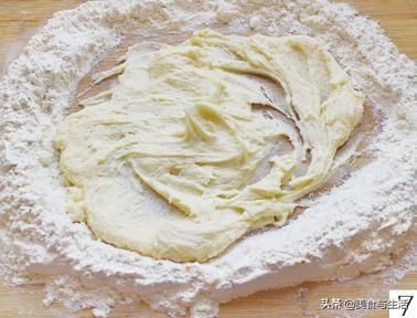 技巧|不需要任何技巧,教你这样做核桃酥,在家一样能做的很好吃