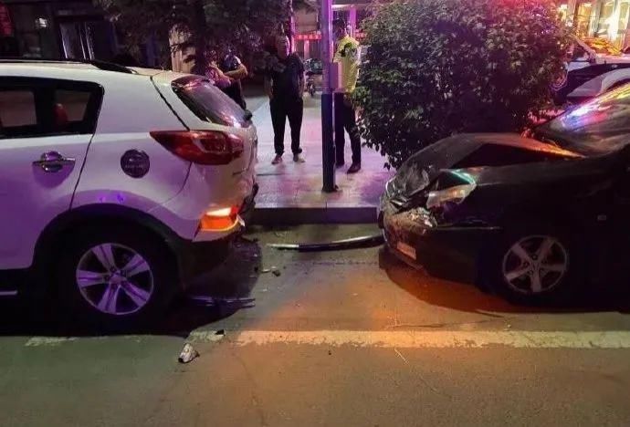  惊心动魄|惊心动魄！锡盟交警曝光典型交通事故案例，请广大交通参与者引以为戒！