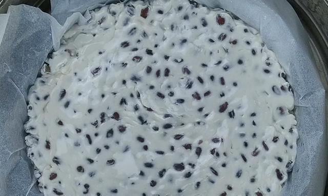 简单|红豆糯米糕的简单做法,软糯香甜,营养好吃,老少皆宜的家中美食