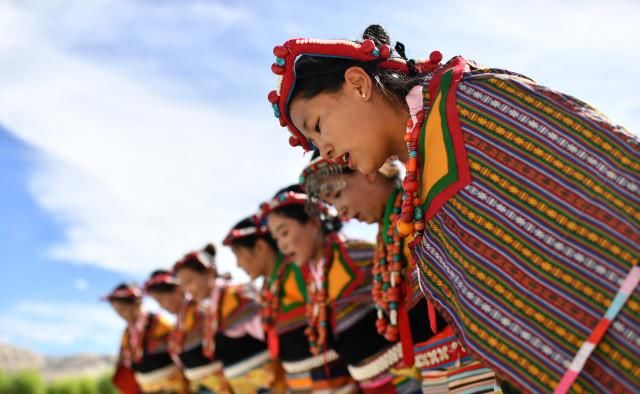  区札达县托林广场|“藏西秘境”的文化瑰宝——古格宣舞