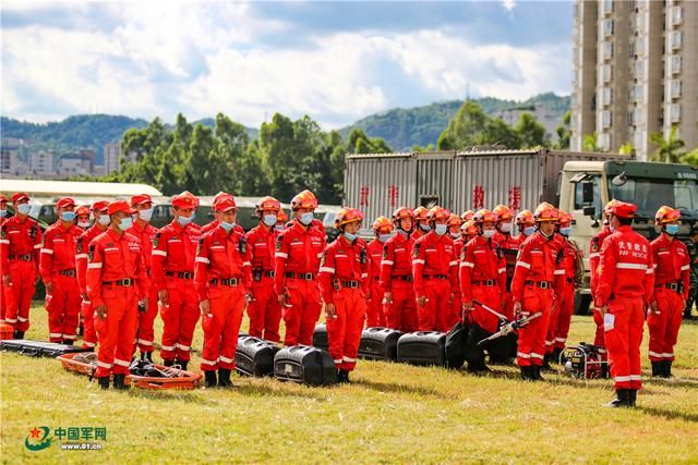 救援|武警警官学院训练基地这样开展应急救援综合演练