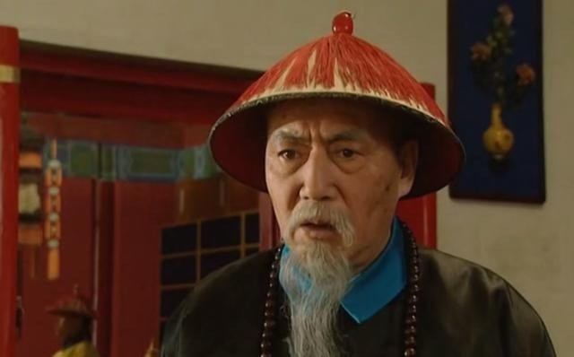 爵位|张廷玉索要封赏，乾隆怒削其爵位，45年后才发现张廷玉的厉害