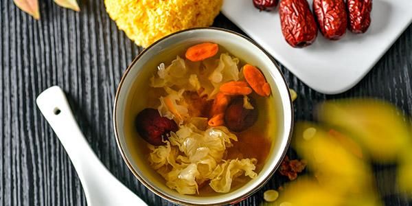  红枣|银耳红枣枸杞汤不能乱喝，6类人群远离，特别女性