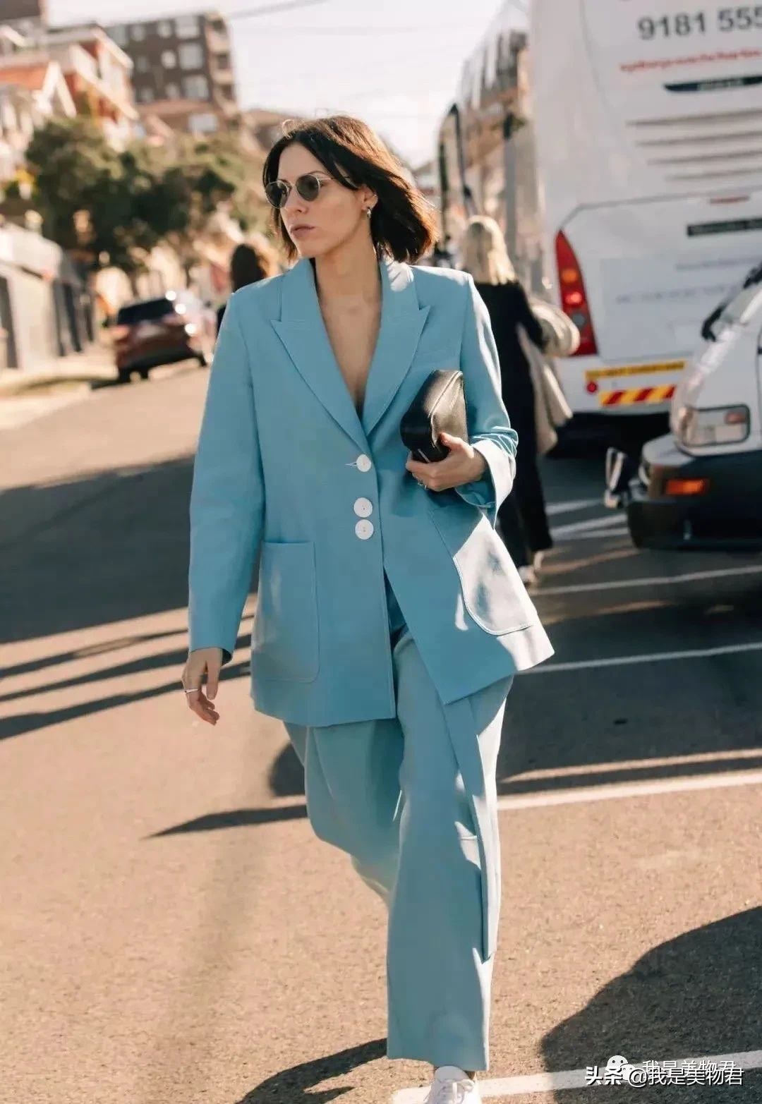  简约|高级感和气场兼具的同色系穿搭，简约又时髦