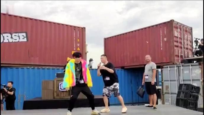  GIAO|《新说唱》海选现场爆发Diss，药水哥GIAO爆扣世纪Battle！万妮达李尔新陈思键小白参赛!