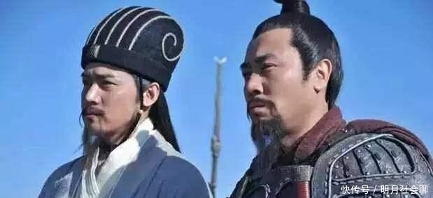 简单|刘备明明说马谡不堪大用, 诸葛亮为什么不听? 原因其实很简单