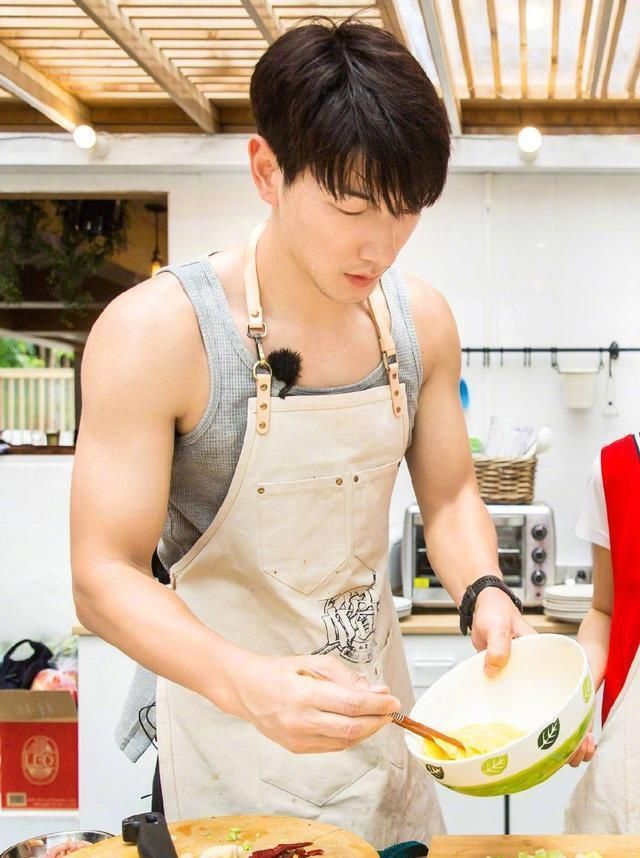  可惜|《中餐厅4》开播在即，有了张亮加持林大厨轻松不少，可惜少了他