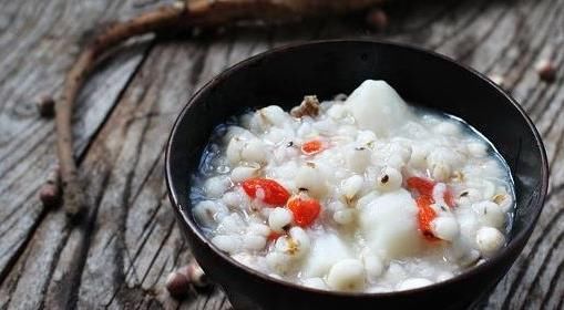  身体|痰湿体质都有哪些症状？这四种食疗方法可调理身体