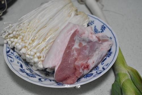 好吃|家人想吃肉包子，包子皮和馅料怎样做好吃又营养，分享我的做法