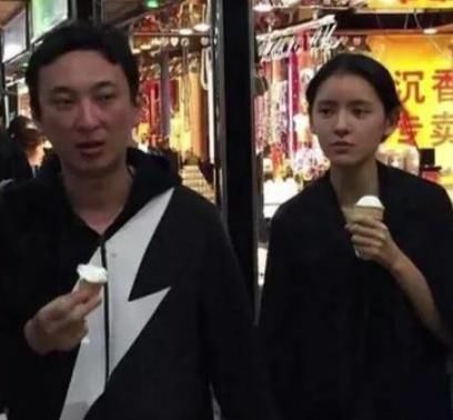  王思聪|得不到就要毁掉？王思聪公然点赞女星黑料，因早年示爱未有回应？