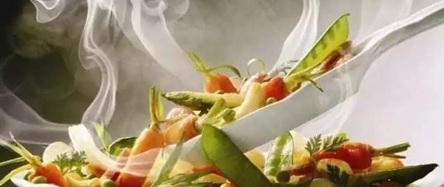 内幕|揭秘13个食品广告拍摄内幕!为什么你的汉堡,跟广告永远不一样