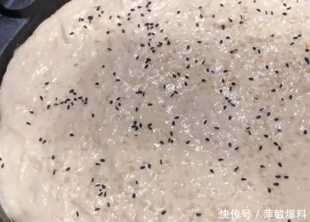 鸡蛋|1碗黄豆,2个鸡蛋,没想到这么好吃,不蒸不炸,出锅一会就光盘