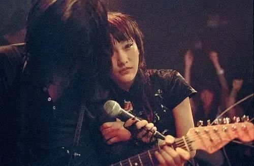  那年|周迅和滚圈，那年夏天