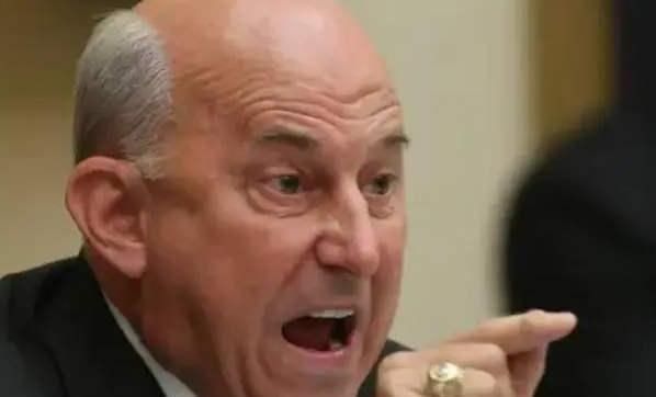  新冠|美国“永不戴口罩”议员确诊新冠，并坚称自己：多带会感染病毒