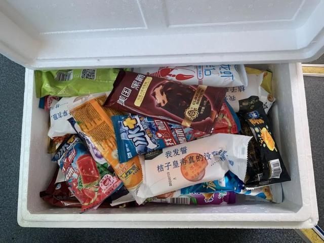  核酸检测实|大连：核酸检测，24小时“火力全开”！