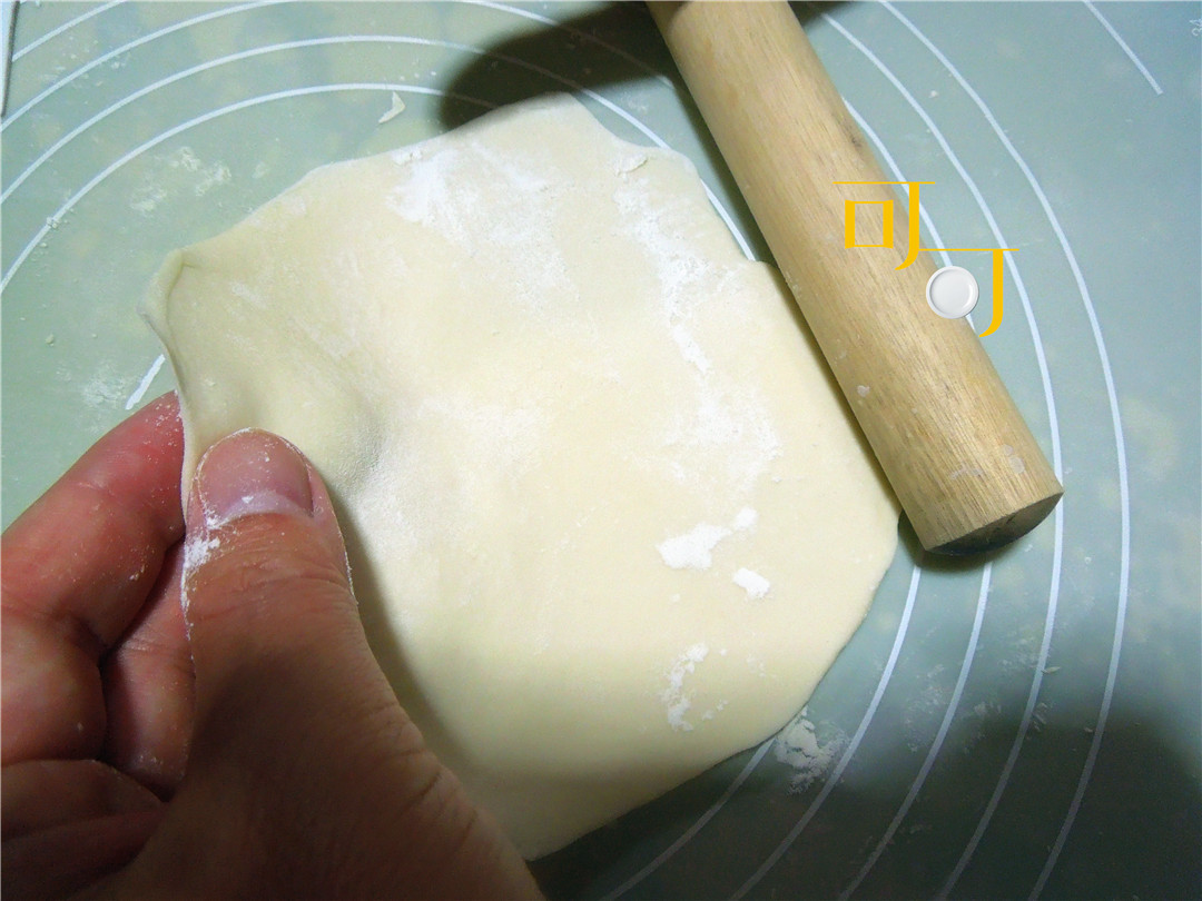 买现成|家里多出的饺子馅怎么办做两个煎饼吃,太香啦!