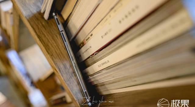 游戏|144Hz “滑”到手软,银翼风暴堪比“空调”,这款手机简直就是为游戏而生。