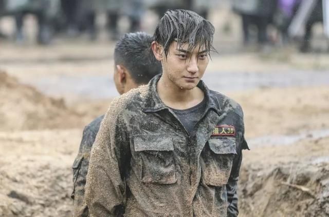  病逝|黄子韬父亲病逝！享年52岁，父亲的倾力支持，也让他变成了大男孩