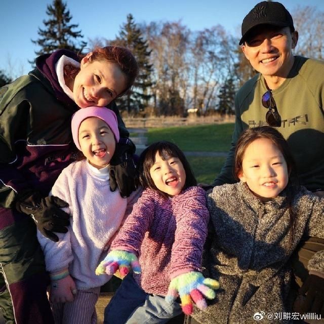  蛋糕|刘畊宏父女再出镜，“小泡芙”长大成“奶油蛋糕”，美人坯子成型