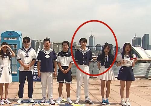  奔跑|奔跑吧：吴宣仪跟蔡徐坤站一起，俩人站姿出奇的一致，商量好的吧