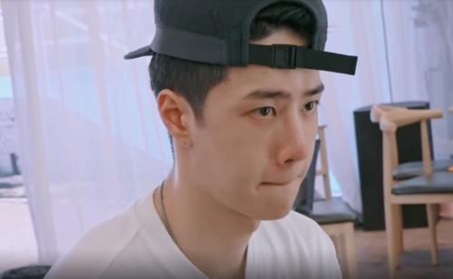  王一博|王一博打游戏机，镜头拍到电脑屏幕的那一刻，95后简直不敢相信