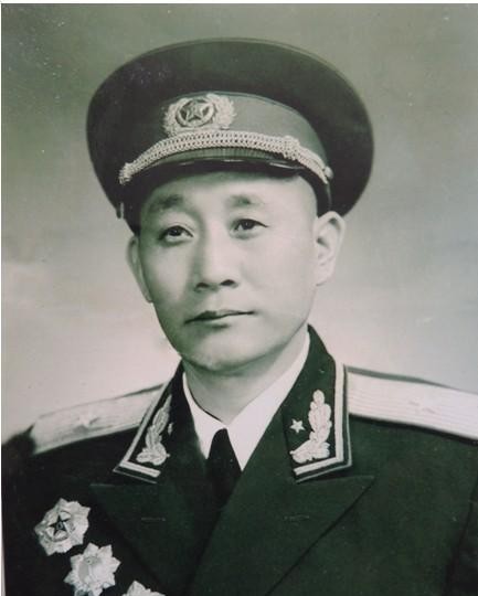 西北野战军|同样是野战军参谋长,刘亚楼是上将他是少将,还担任志愿军参谋长