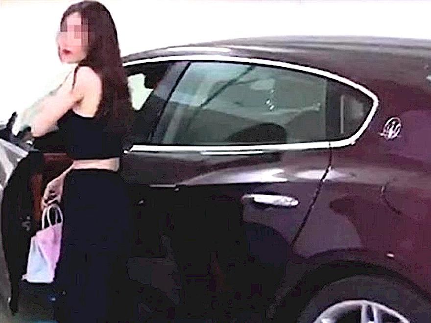  位车主|玛莎拉蒂占3个车位，业主本想发怒，看见女司机不吱声了