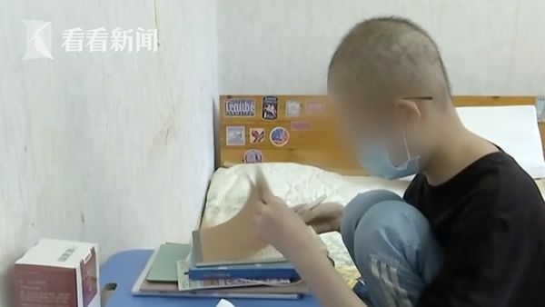  服刑|父母监狱服刑 15岁白血病女孩独自去化疗：怕外公外婆心疼！