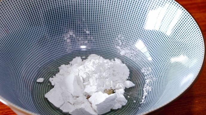  鲜美|鸡腿还能这样做，配上小油菜和胡萝卜，有荤有素，喝着清爽鲜美