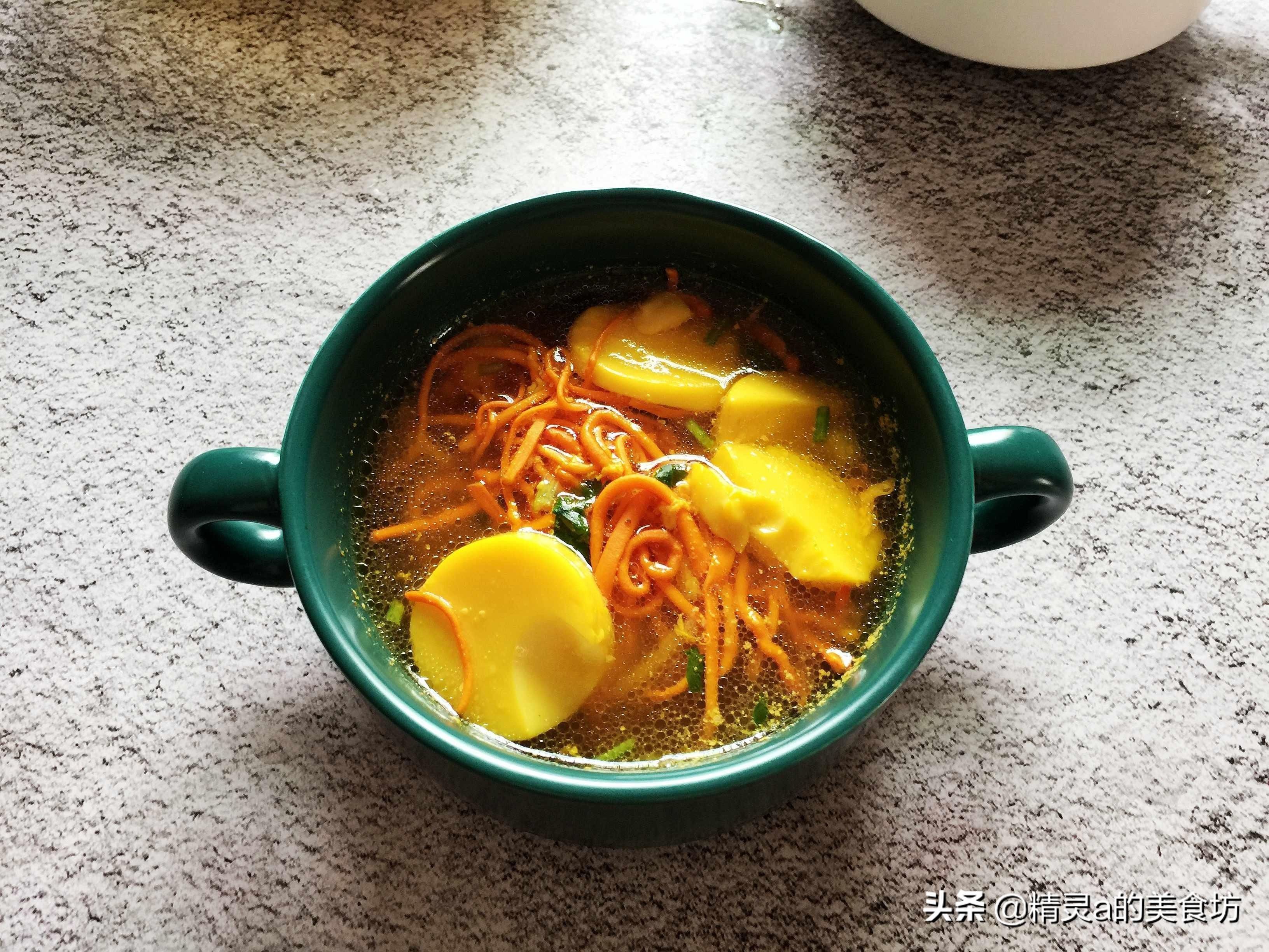 鲜香|秋天进补,这一碗汤要常喝,不放一滴油,鲜香甘甜,敞开喝无负担