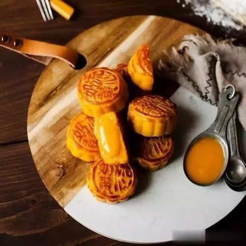 金沙|细腻香甜的金沙奶黄馅来喽,可做流心月饼、蛋黄酥、冰皮月的点心