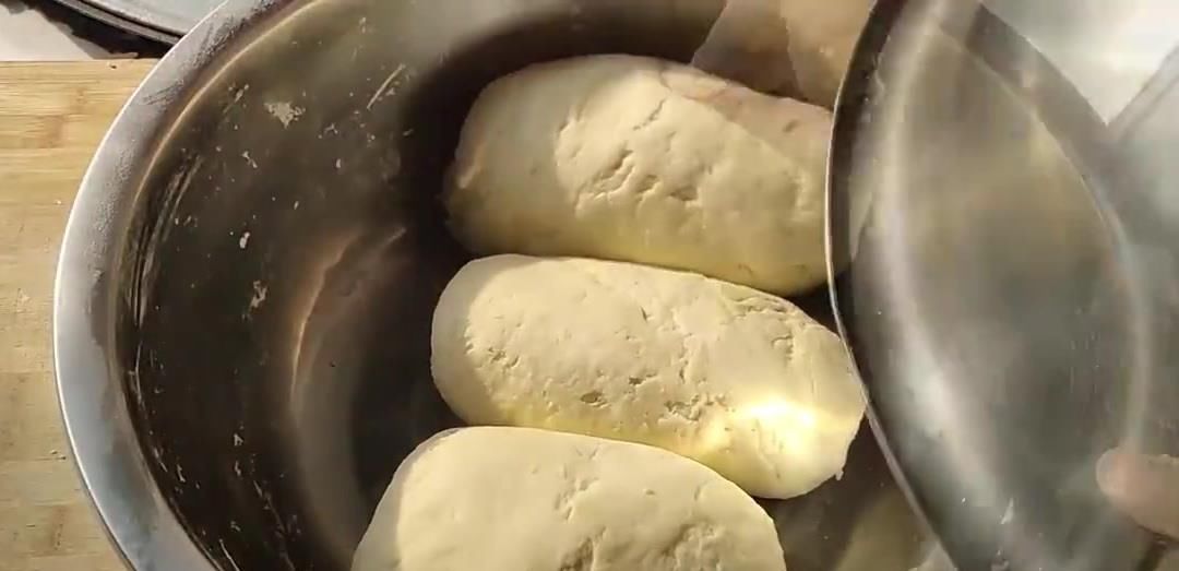 美味|还在买机器面条吗? 教你在家自己做手擀面吃, 美味至极!